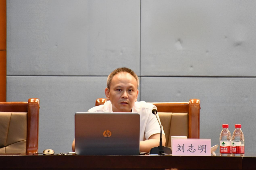 说明: 图片1 说明: 图片1